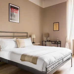 Altido Gracious Navigli Flat, Easy Access To Centre Italia